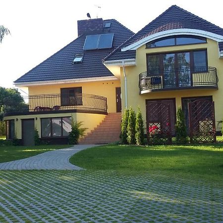 Villa Jura Pokoje Goscinne Zarki Exteriér fotografie