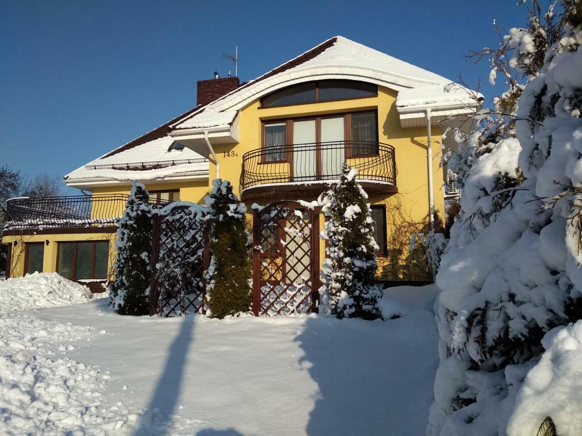 Villa Jura Pokoje Goscinne Zarki Exteriér fotografie